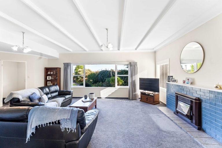 Photo of property in 43 Te Horo Hautere Cross Road, Te Horo, Otaki, 5582