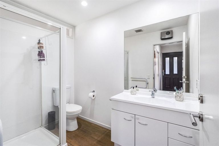 Photo of property in 10c North Avon Road, Richmond, Christchurch, 8013