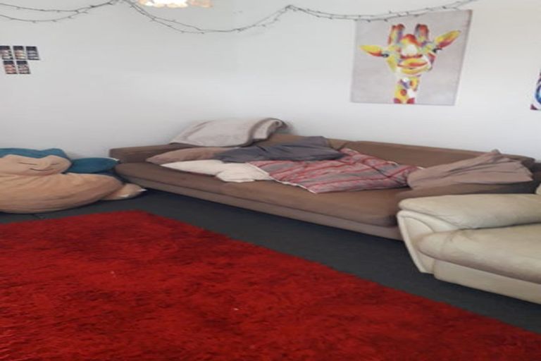 Photo of property in 11 Caroline Street, Mount Victoria, Wellington, 6011