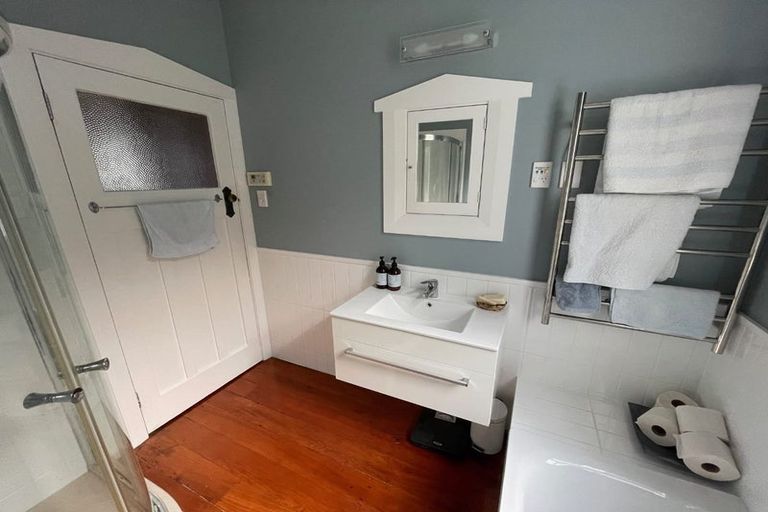 Photo of property in 74 Mitchell Street, Brooklyn, Wellington, 6021