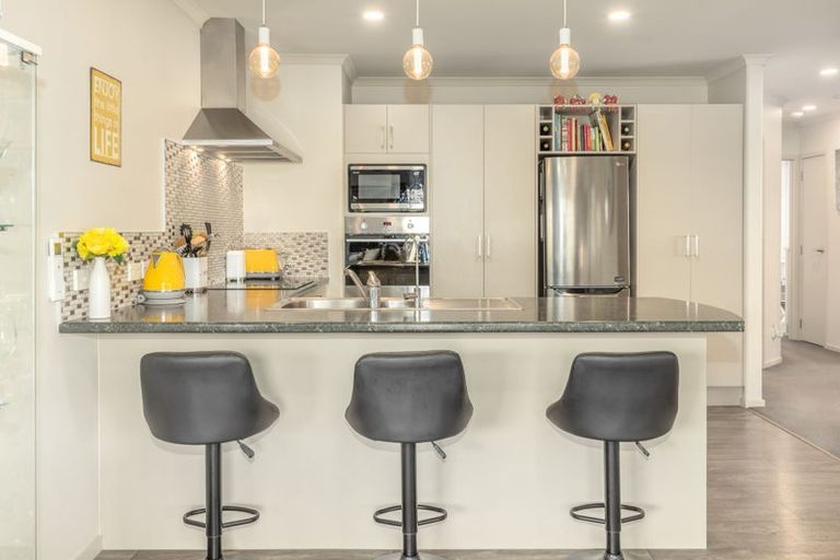 Photo of property in 65 Awatea Avenue, Paraparaumu, 5032