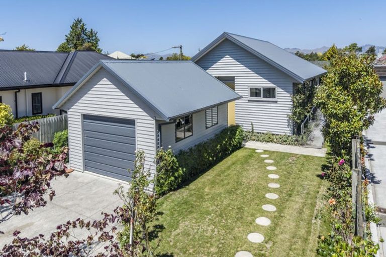 Photo of property in 8 Winton Street, St Albans, Christchurch, 8014