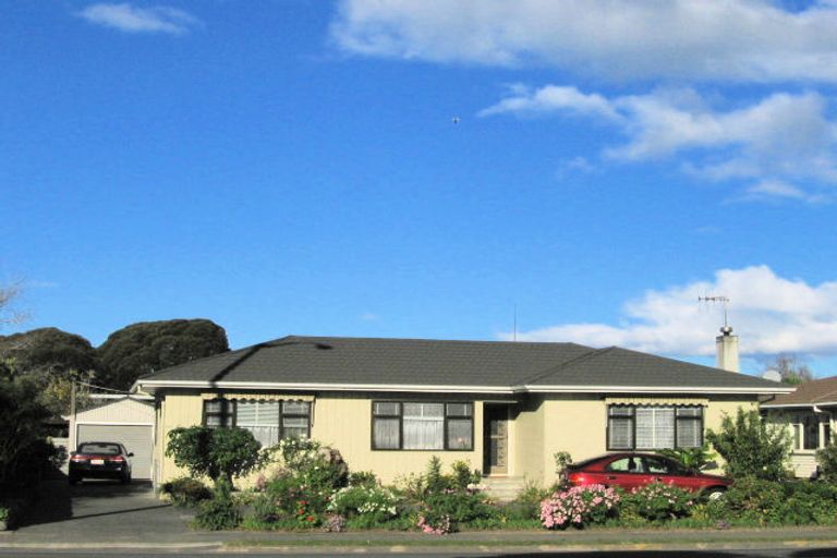 Photo of property in 107 Taradale Road, Onekawa, Napier, 4110