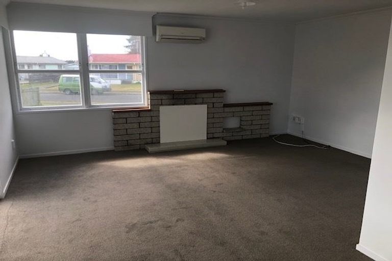 Photo of property in 10 Perepe Street, Mangakakahi, Rotorua, 3015