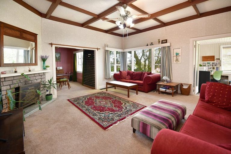 Photo of property in 13 Porter Crescent, Helensville, 0800