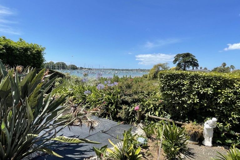 Photo of property in 13 Dayspring Way, Pakuranga, Auckland, 2010