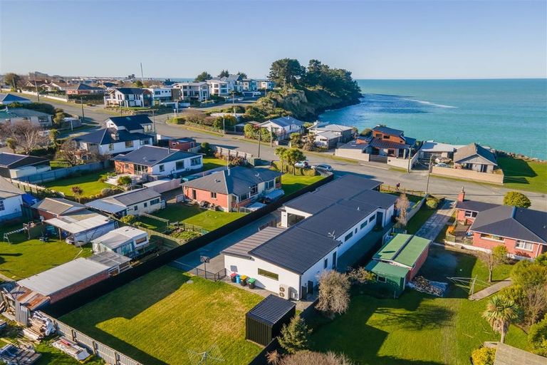 Photo of property in 17 Richmond Street, Waimataitai, Timaru, 7910