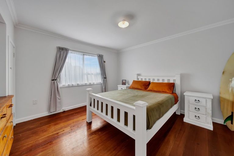 Photo of property in 87 Ngamotu Road, Spotswood, New Plymouth, 4310