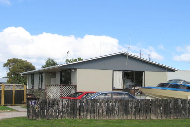 Photo of property in 10 Longstead Avenue, Papamoa Beach, Papamoa, 3118