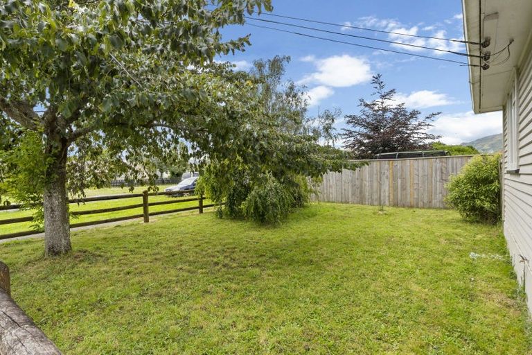 Photo of property in 76 Grey Street, Shannon, 4821