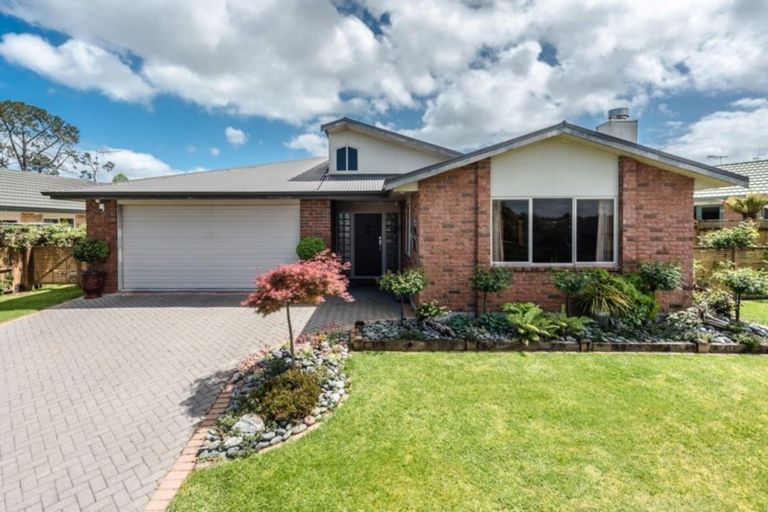 Photo of property in 26 Limousin Place, Grandview Heights, Hamilton, 3200