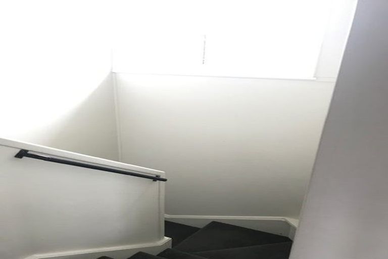 Photo of property in 3 Cressy Street, Waterloo, Lower Hutt, 5011