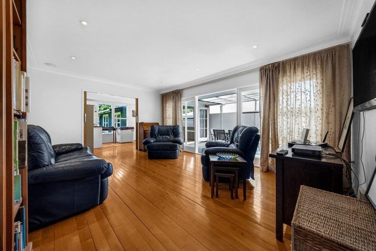 Photo of property in 7 James Place, Opaheke, Papakura, 2113