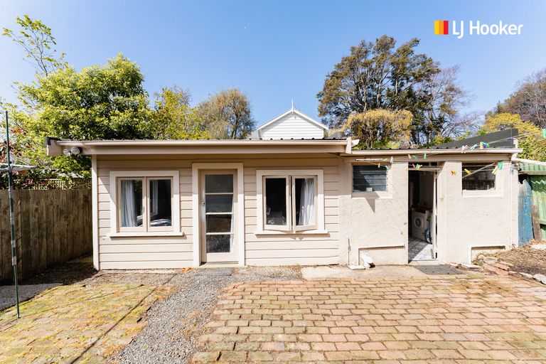 Photo of property in 19 Duchess Avenue, Dunedin Central, Dunedin, 9016