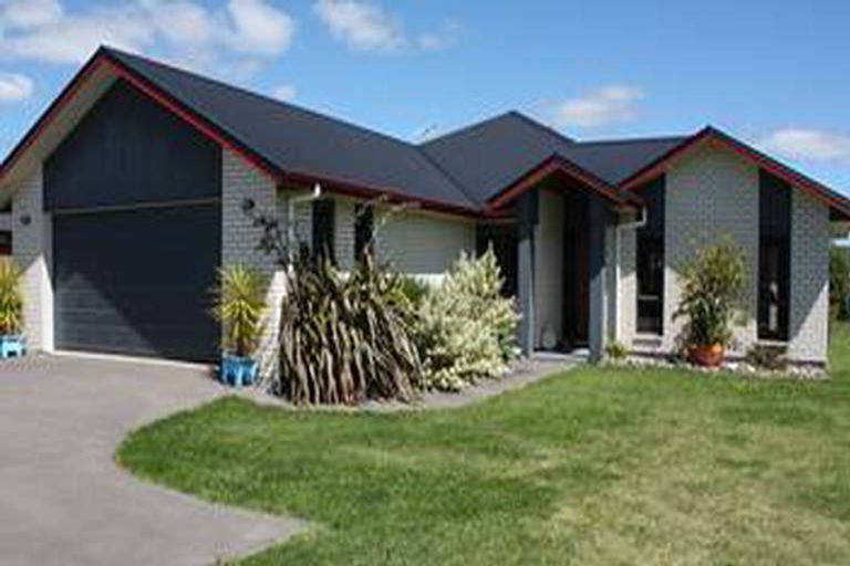 Photo of property in 67 Cholmondeley Crescent, Whitianga, 3510