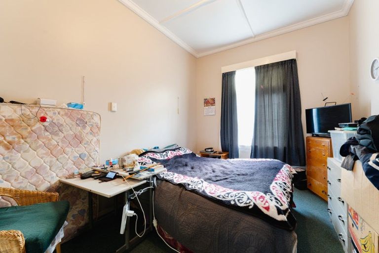 Photo of property in 240 South Road, Caversham, Dunedin, 9012