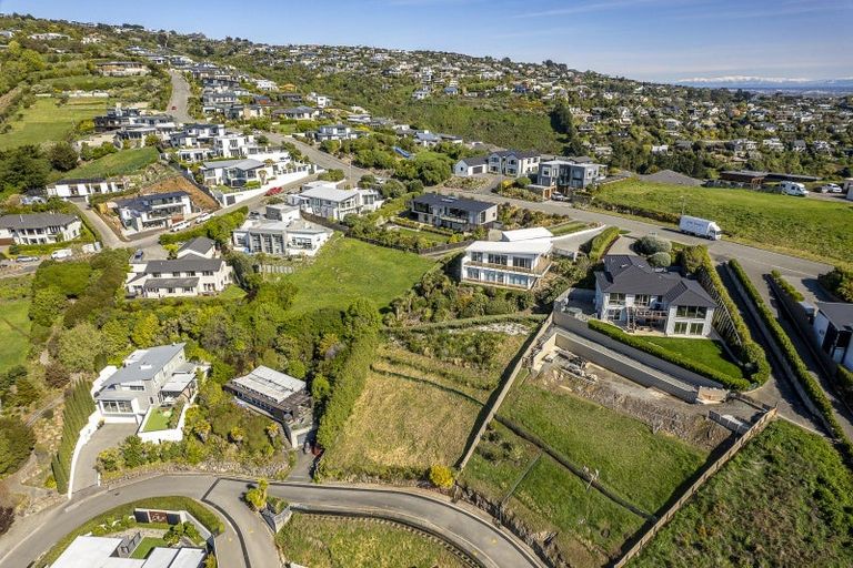 Photo of property in 19 Challenger Lane, Redcliffs, Christchurch, 8081