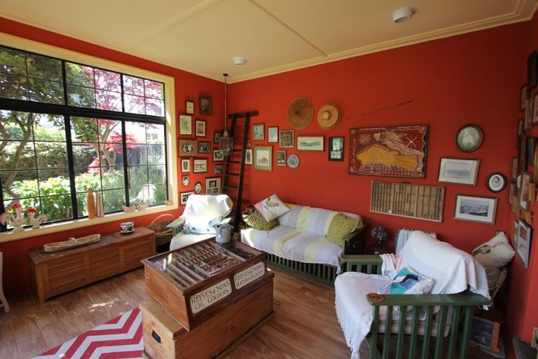 Photo of property in 11 Valpy Street, Saint Clair, Dunedin, 9012