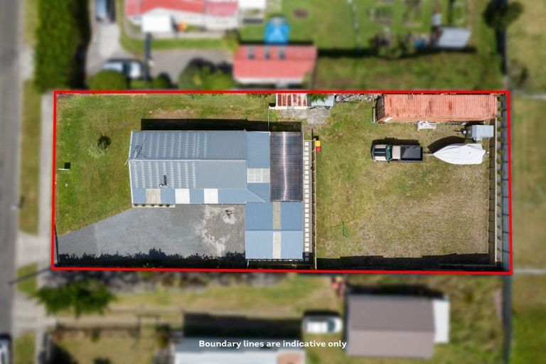 Photo of property in 5 Linklater Avenue, Foxton Beach, Foxton, 4815