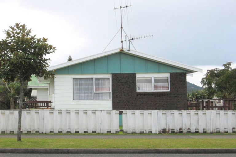 Photo of property in 82 Paramount Parade, Tikipunga, Whangarei, 0112