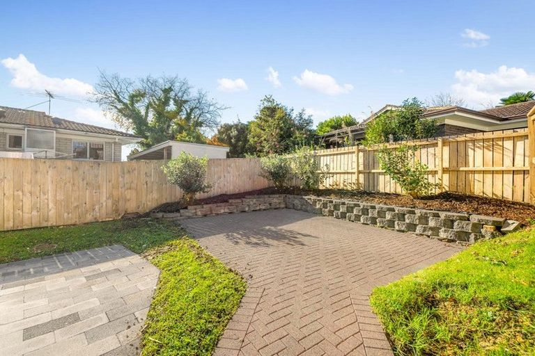 Photo of property in 70 Sturges Road, Henderson, Auckland, 0612