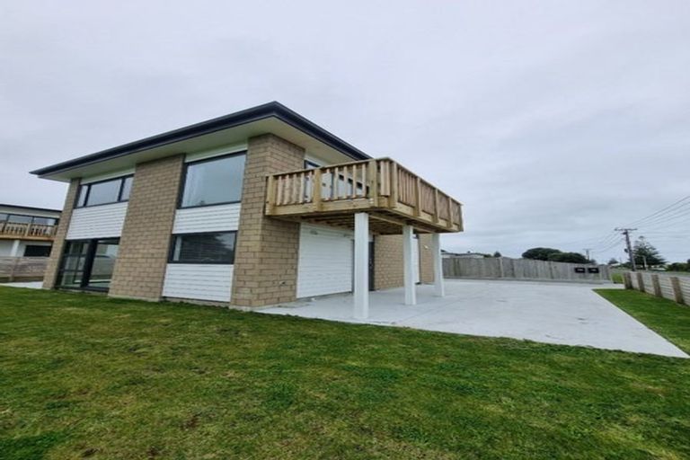 Photo of property in 40 Egmont Street, Castlecliff, Whanganui, 4501