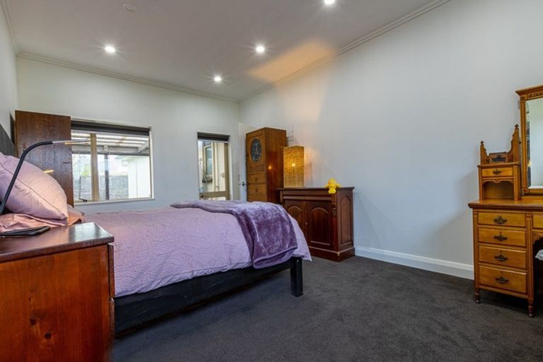 Photo of property in 127 Milton Street, Leamington, Cambridge, 3432