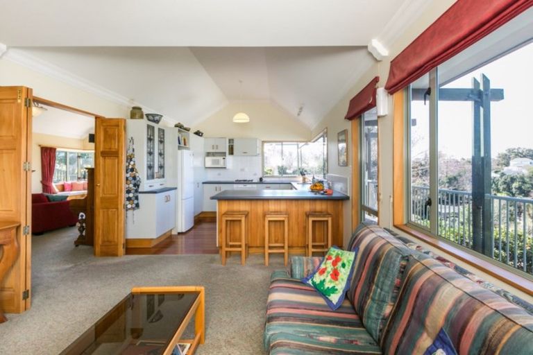 Photo of property in 71 Napier Terrace, Hospital Hill, Napier, 4110