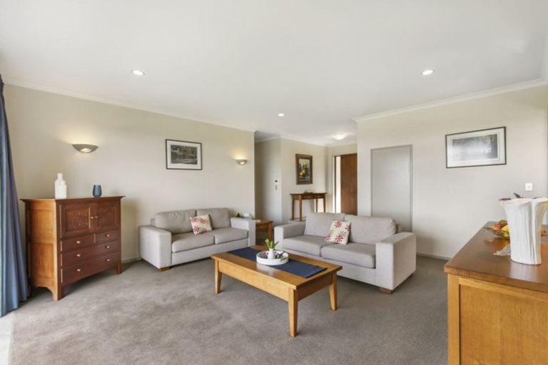 Photo of property in 53 The Ritz, Orewa, 0931