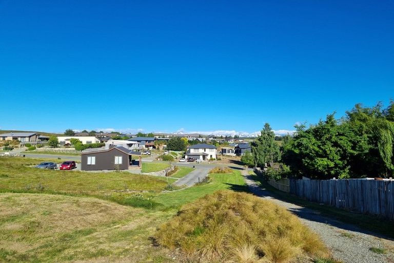 Photo of property in 11 Rodman Lane, Lake Tekapo, 7999