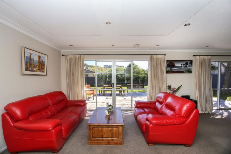 Photo of property in 80 Taward Street, Oamaru North, Oamaru, 9400