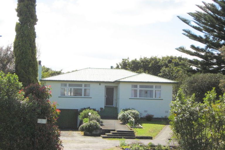 Photo of property in 8 Beaven Street, Marton, 4710