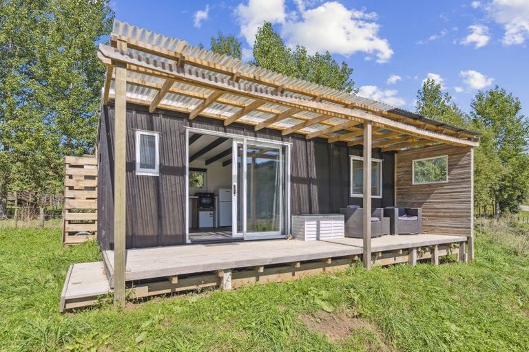 Photo of property in 33 Ratadale Road, Reikorangi, Waikanae, 5391