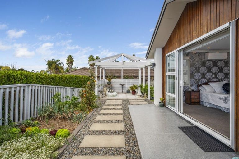 Photo of property in 94 Moffat Road, Bethlehem, Tauranga, 3110