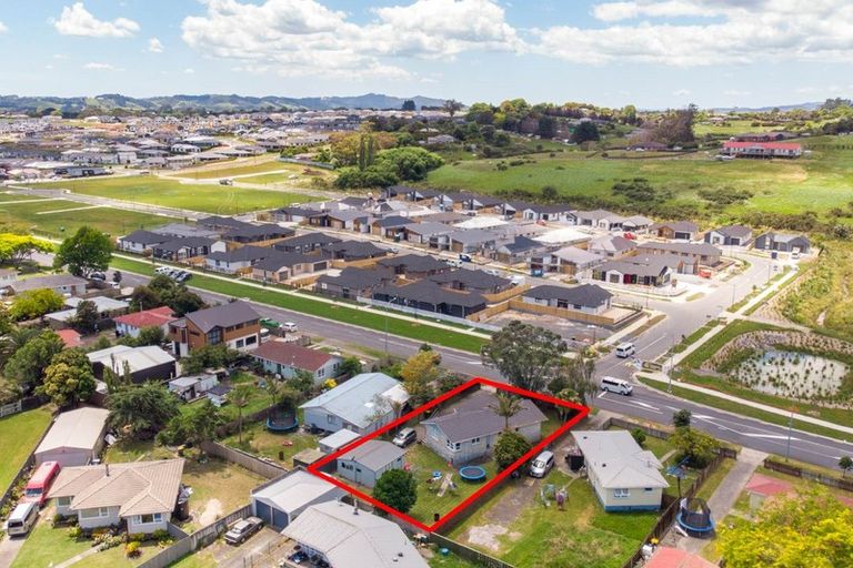 Photo of property in 37 Dominion Road, Papakura, 2110