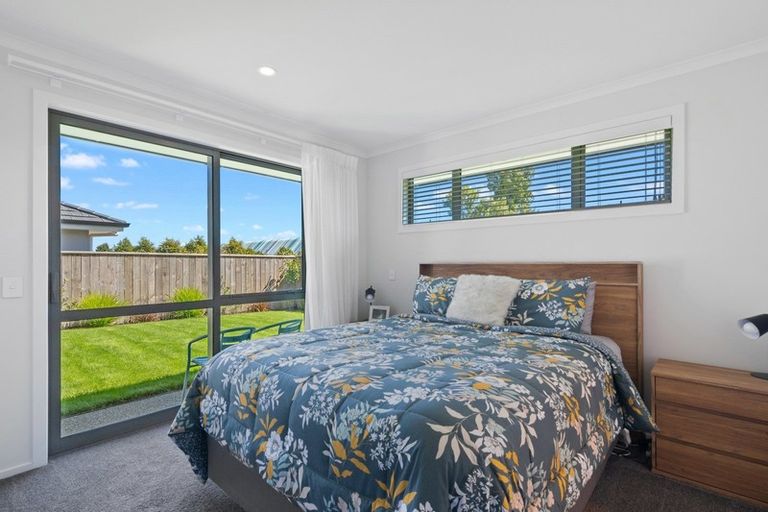 Photo of property in 17 Barham Place, Stoke, Nelson, 7011