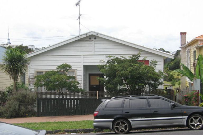 Photo of property in 2/59 Dryden Street, Grey Lynn, Auckland, 1021