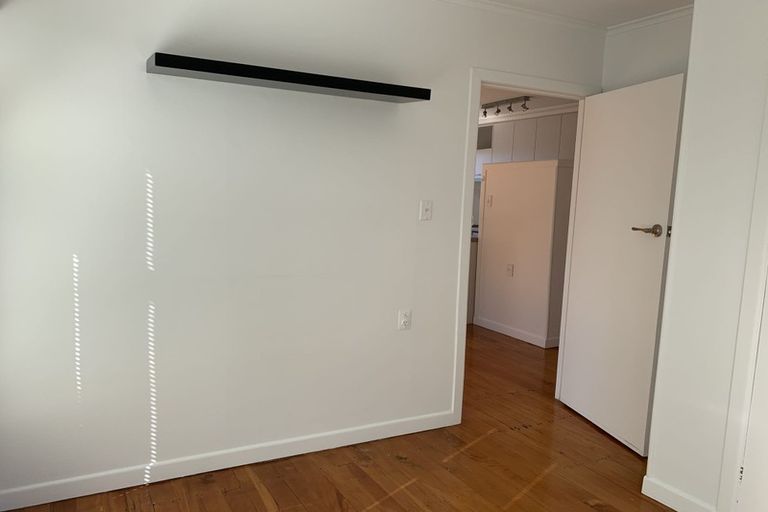 Photo of property in 13/2 Westwood Terrace, Saint Marys Bay, Auckland, 1011