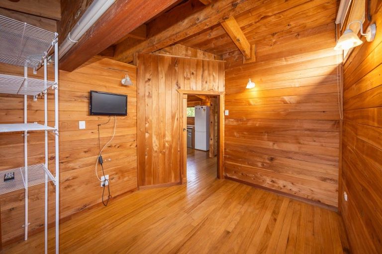 Photo of property in 240 Te Pahu Road, Te Pahu, 3285