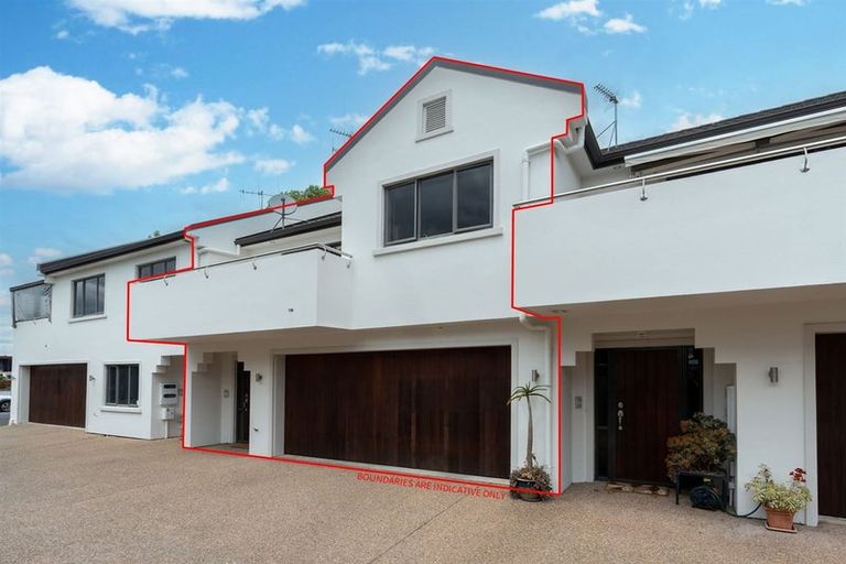 Photo of property in 12b Edgecumbe Street, Whitiora, Hamilton, 3200