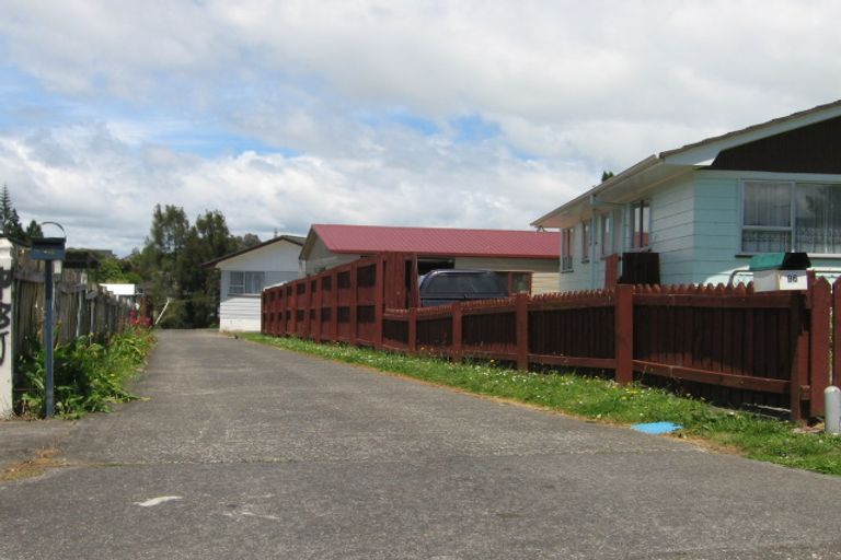 Photo of property in 96 Hillcrest Road, Papatoetoe, Auckland, 2025