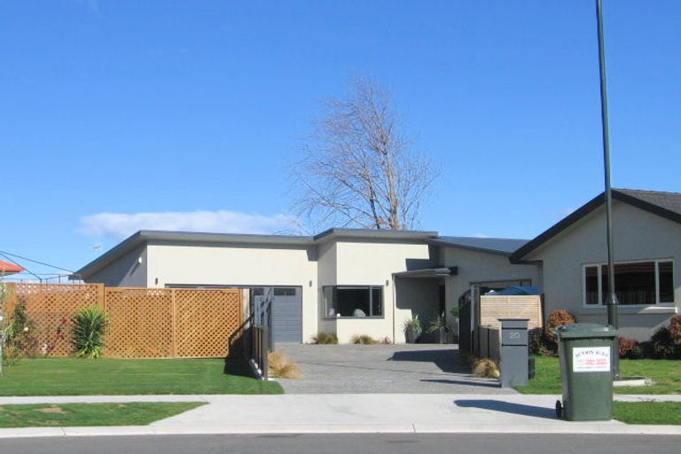 Photo of property in 20 Blythfield Place, Taradale, Napier, 4112