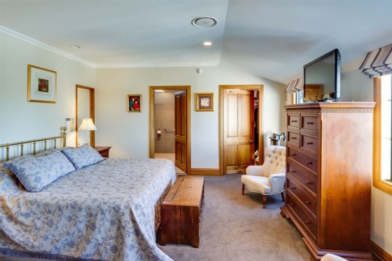 Photo of property in 238 Poraiti Road, Poraiti, Napier, 4182