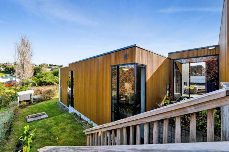 Photo of property in 82d Smart Road, Glen Avon, New Plymouth, 4312