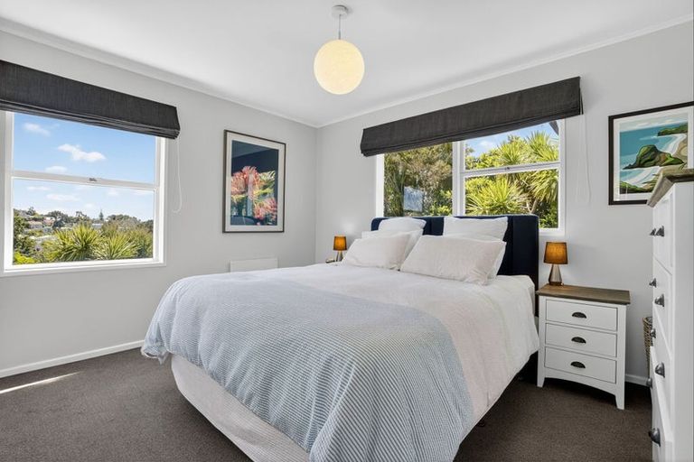 Photo of property in 85 Kia Ora Road, Beach Haven, Auckland, 0626