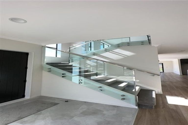 Photo of property in 15 Dungloe Avenue, Flat Bush, Auckland, 2019