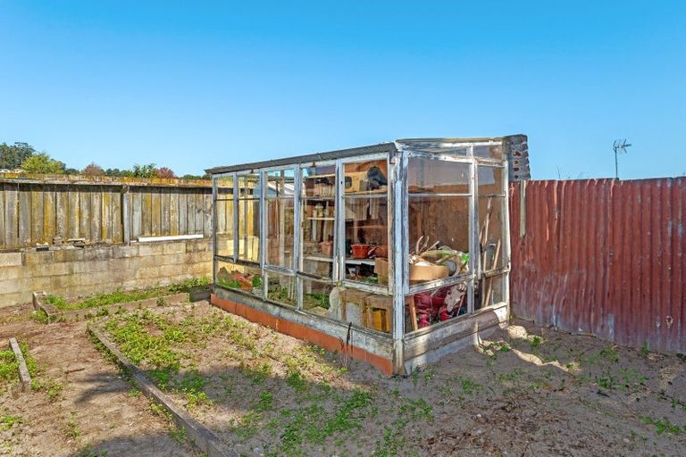 Photo of property in 18 Howarth Street, Mangapapa, Gisborne, 4010