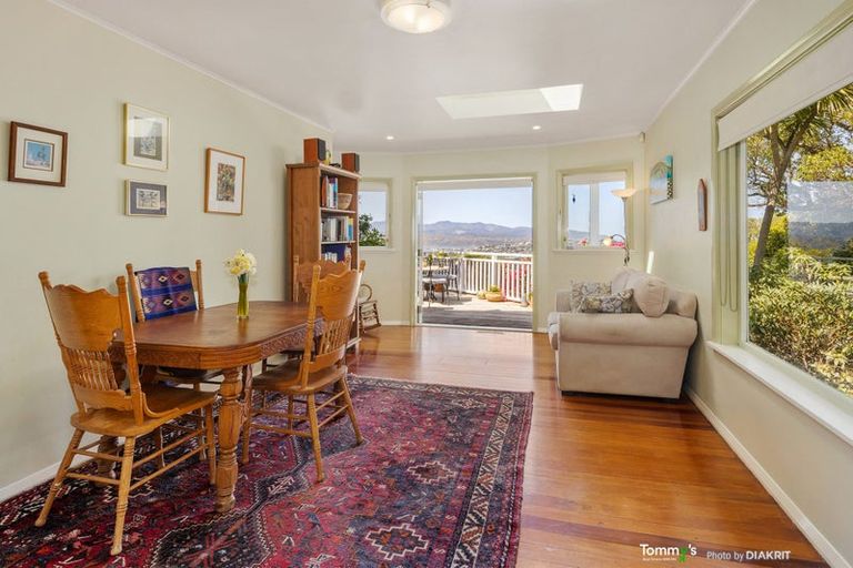 Photo of property in 5 Alexandra Road, Roseneath, Wellington, 6021