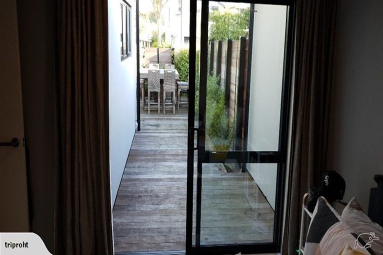 Photo of property in 52 Dover Street, St Albans, Christchurch, 8014