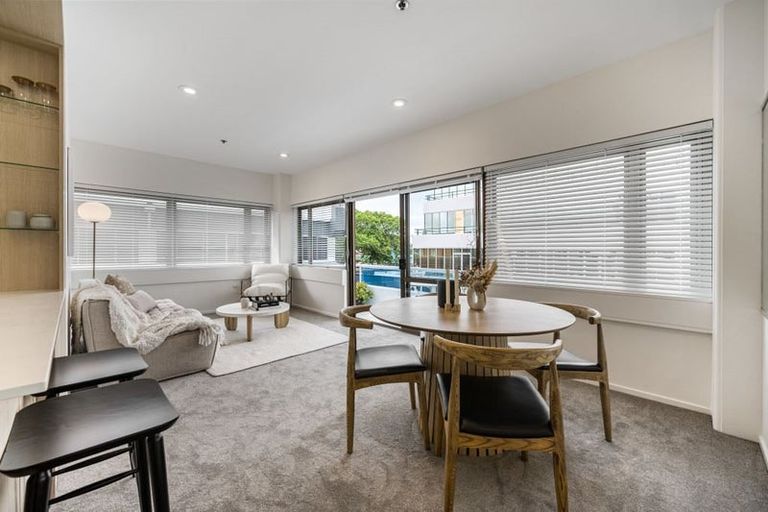 Photo of property in 2/15e Auburn Street, Takapuna, Auckland, 0622